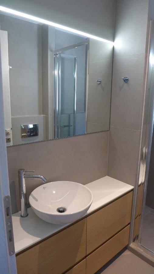Caltabania Suites อาโยส นิกีตัส ภายนอก รูปภาพ